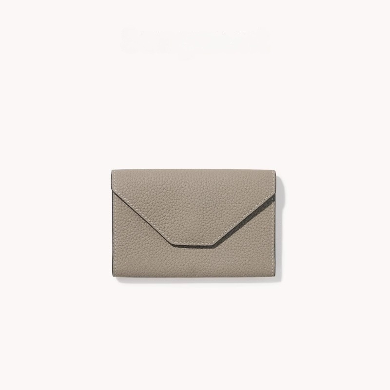 Hay un tubo giratorio de pino, piedra, semillas de Bodhi, calabaza, taza de alivio de preocupaciones