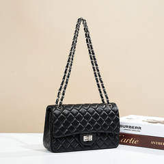 Layered lambskin square hobo shoulder bag, genuine leather small musk-style high-end niche crossbody with honeycomb chain