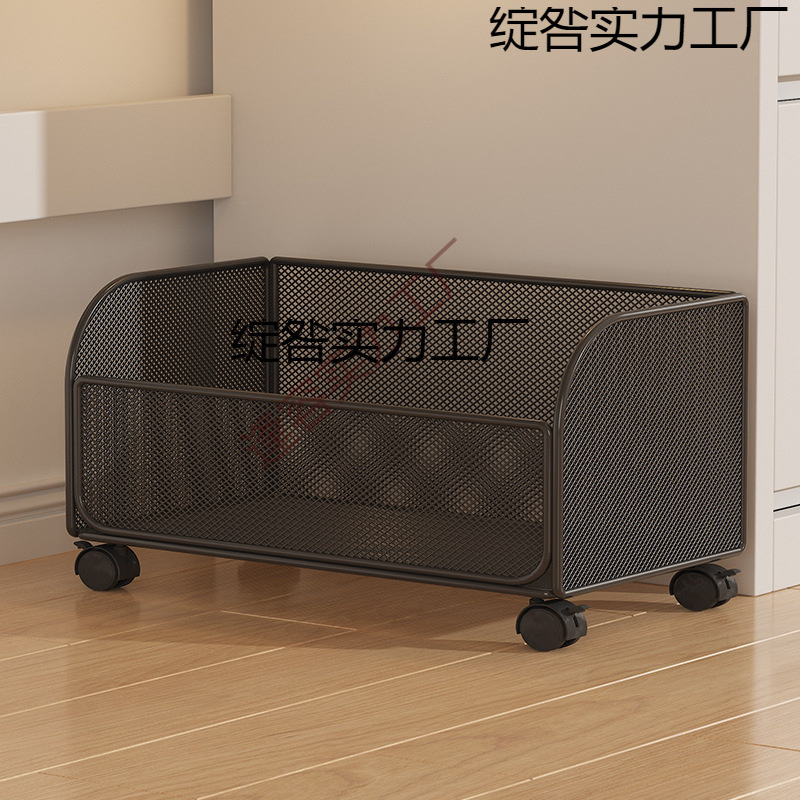 机の下に物を置く棚の机のそばにある小さな本棚の学習机の端には、移動可能な本棚があります。|undefined