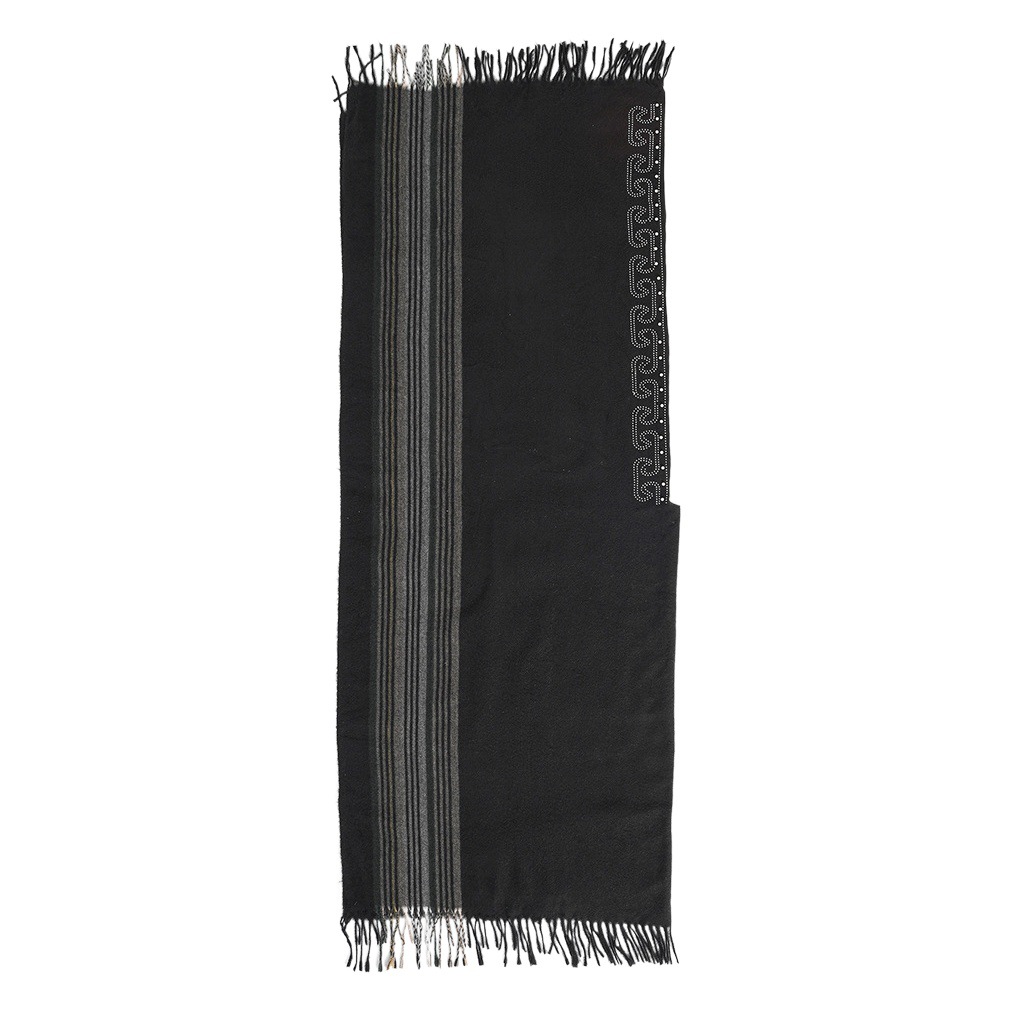 Simple Four Seasons mantón de punto negro cálido manto de aire acondicionado manta a prueba de frío bufanda europea y americana caliente mujeres