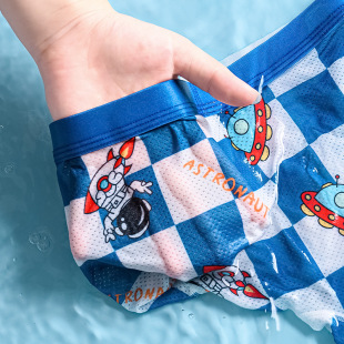 Summer Ice Silk Breathable Mesh Boys' Underwear Large Children's Children's Cartoon Boxer Bottoms Children's Boxer Bottoms