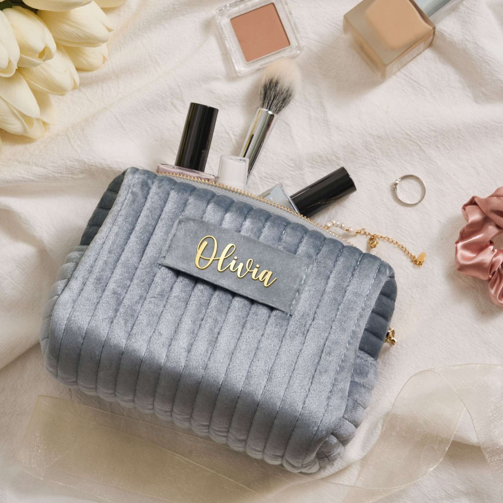 Casual, Travel, Daily Occasion Velvet cloth Material Basic Solid Color Velvet Cloth Square Makeup Bags