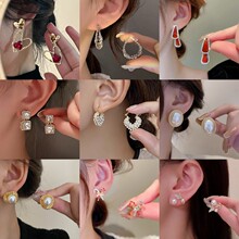 ����Բ�μ���С���������ʶ��ظ߼���Ƹж�������