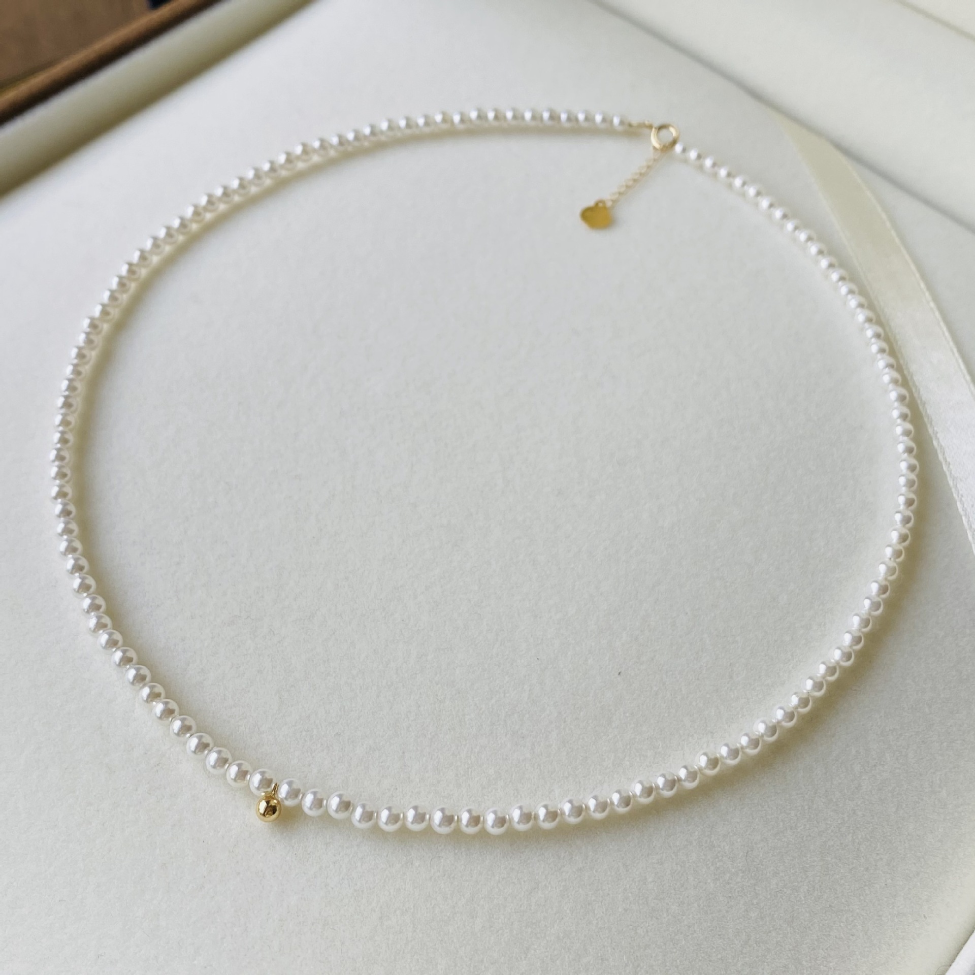 Organic necklace from pearl