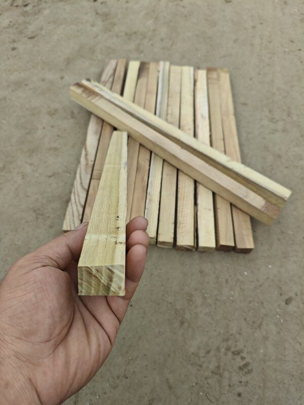 Acacia Wood Strips, Wet Material, Horse Leg Material, Hammer Handle, Pad Wood, Hardwood, Strong and Durable, Strong Load-Bearing, Wool Material