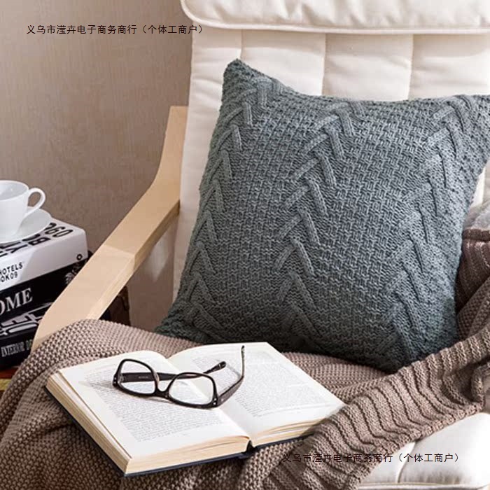 咖色简约美式北欧麻花棉线毛线白色抱枕靠枕客厅沙发抱枕温馨包邮