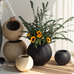 北欧セメント植木鉢花棚黒軽豪華シンプル緑植盆栽室内客間ベランダ屋外花器置物
