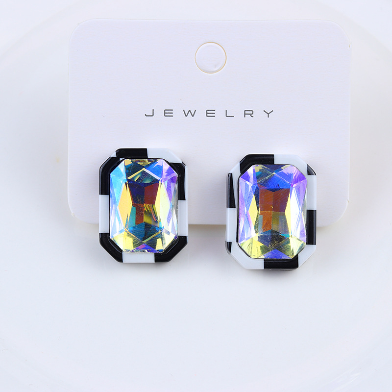 1 Pair Retro Geometric Arylic Inlay Glass Women's Ear Studs display picture 2