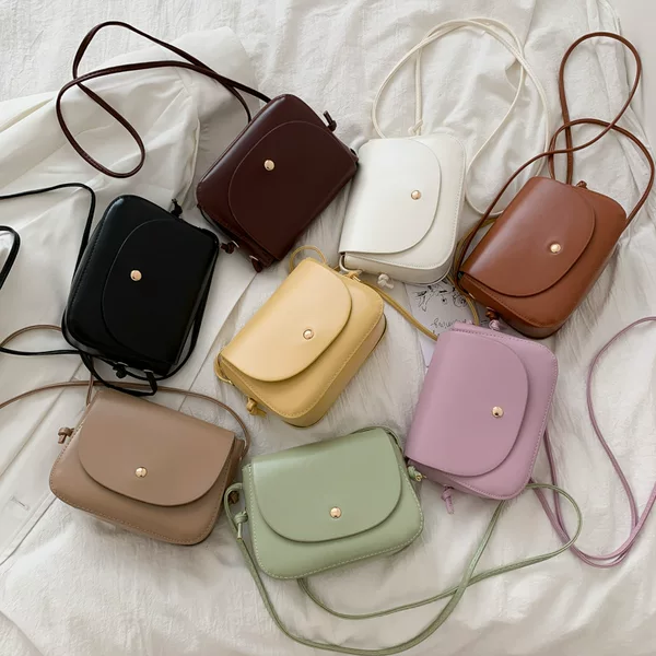 Trendy and Fresh Crossbody Bag, Popular Women's Bag This Year, 2026 New Model, Versatile Fashion Retro Cross-Border Small Square Bag