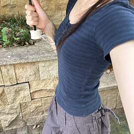美式复古夏季藏青色三粒扣短袖恤女短款修身显瘦百搭风上衣潮