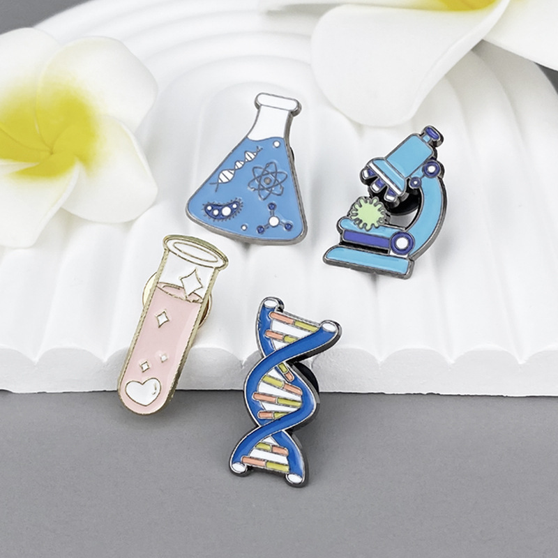 Scientific Experiment Badge Experiment Bottle Metal Brooch Gene Chain Microscope Creative Pin Clothing Bag Accessories