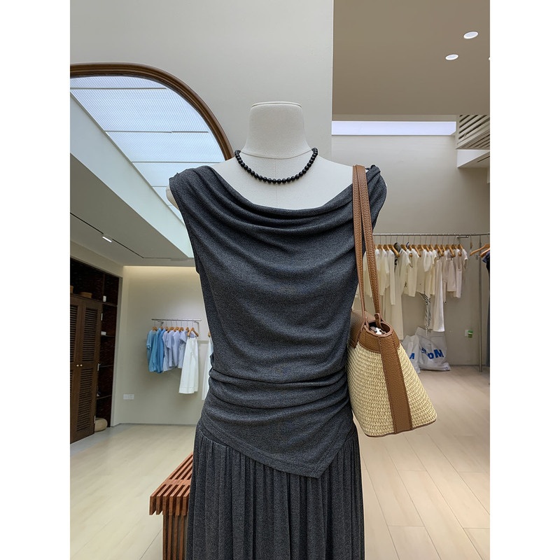 韩系时髦女套装扭结荡领无袖上衣+高腰压褶大摆垂感半身裙两件套|undefined