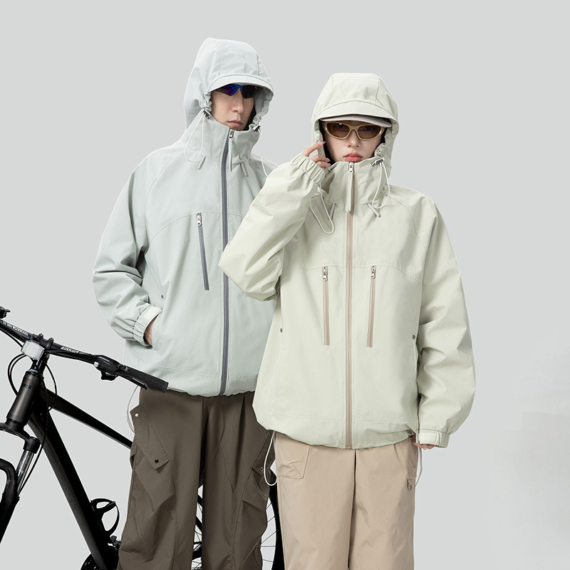 Outdoor Softshell Men's Jacket for Hiking and Cycling, Waterproof and Windproof, Stylish Multi-Pocket Loose Baseball Jacket Outdoor Softshell Men's Jacket for Hiking and Cycling, Waterproof and Windproof, Stylish Multi-Pocket Loose Baseball Jacket