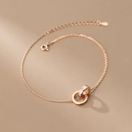 耳钉;戒指;项链