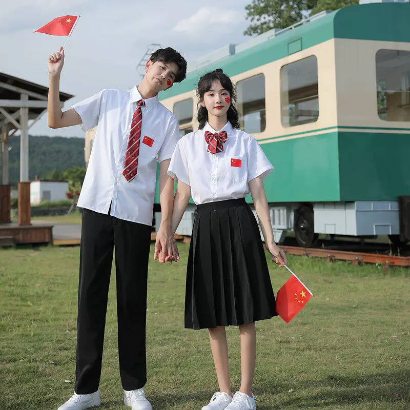 Выпускной Сезон Класс Одежда костюм Студенты средней школы Британский стиль Колледжа Студенты средней школы Выпускные Пение Читание Представление Униформа