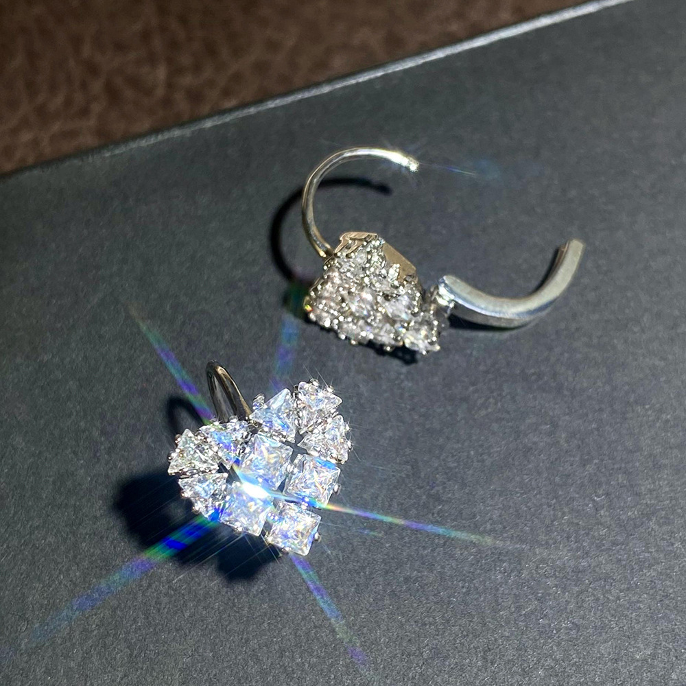 8g Weight 304 Stainless Steel Ear Needle Material Zircon Inlay Material Earrings Classification 1 Pair Quantity Holiday, Daily Occasion Copper Material Heart Shape Pattern All Seasons Season Women's Gender Modern Style Style 1 Pair Modern Style Heart Shape Copper Zircon Earrings 8