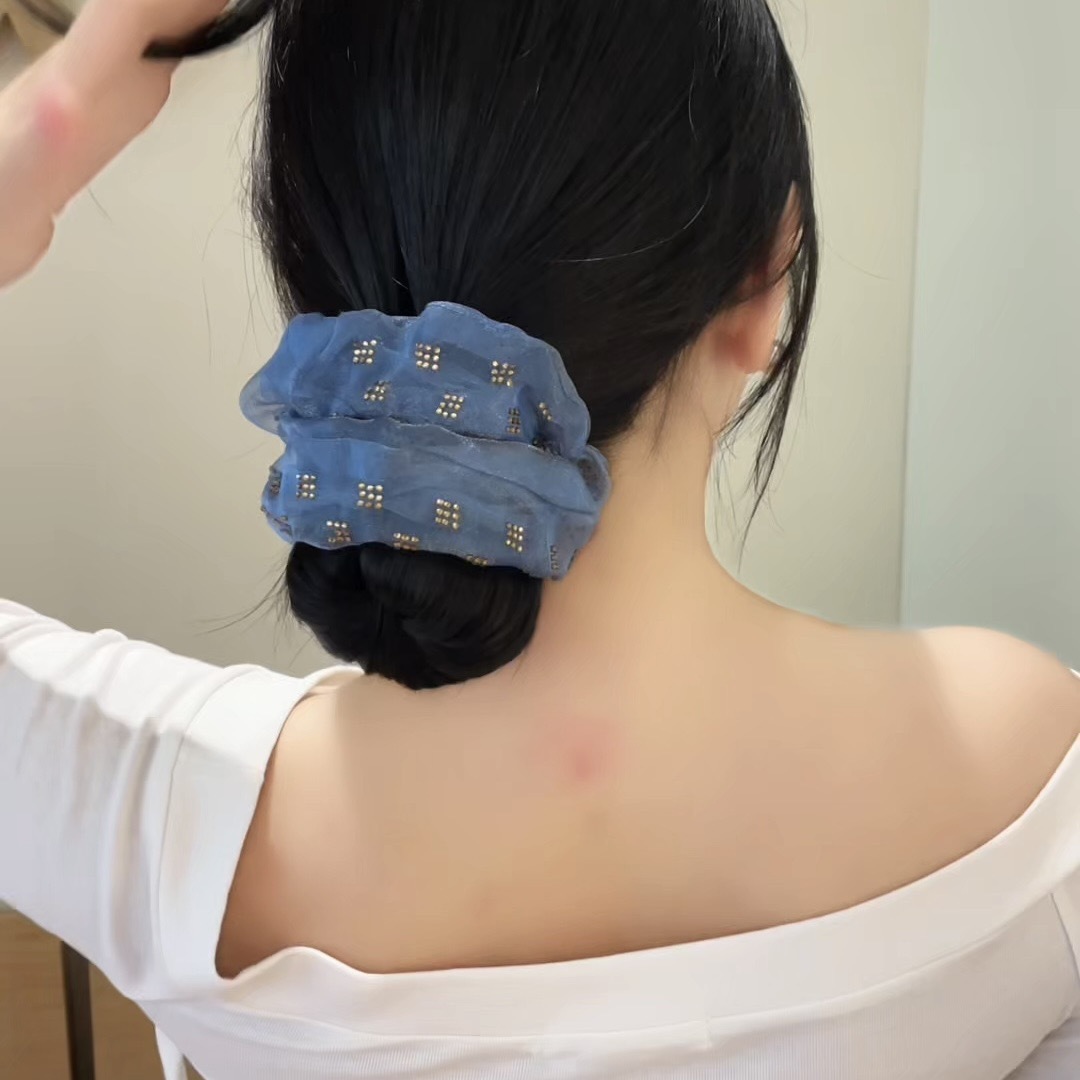 하늘색 사각 머리끈