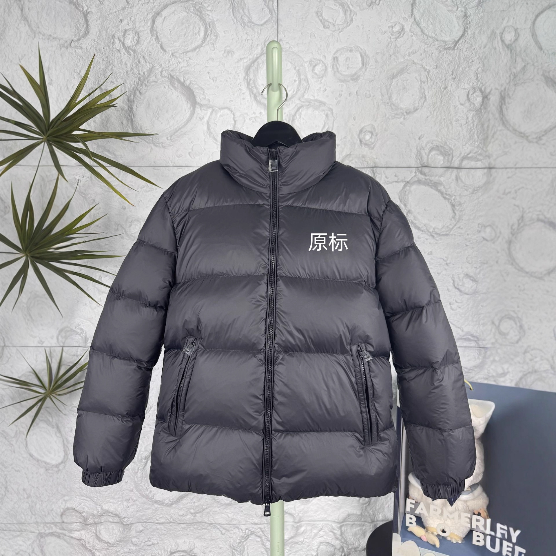 高品质蒙家M口Citala短款男士大标立领鹅绒羽绒服尼龙面料外套批