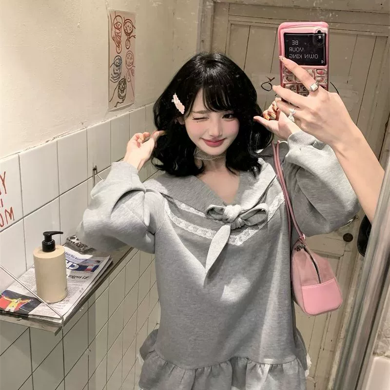 Милое платье-свитшот в консервативном стиле с кружевными ремешками, весеннее новое свободное платье для девочек, утягивающая юбка трапециевидной формы