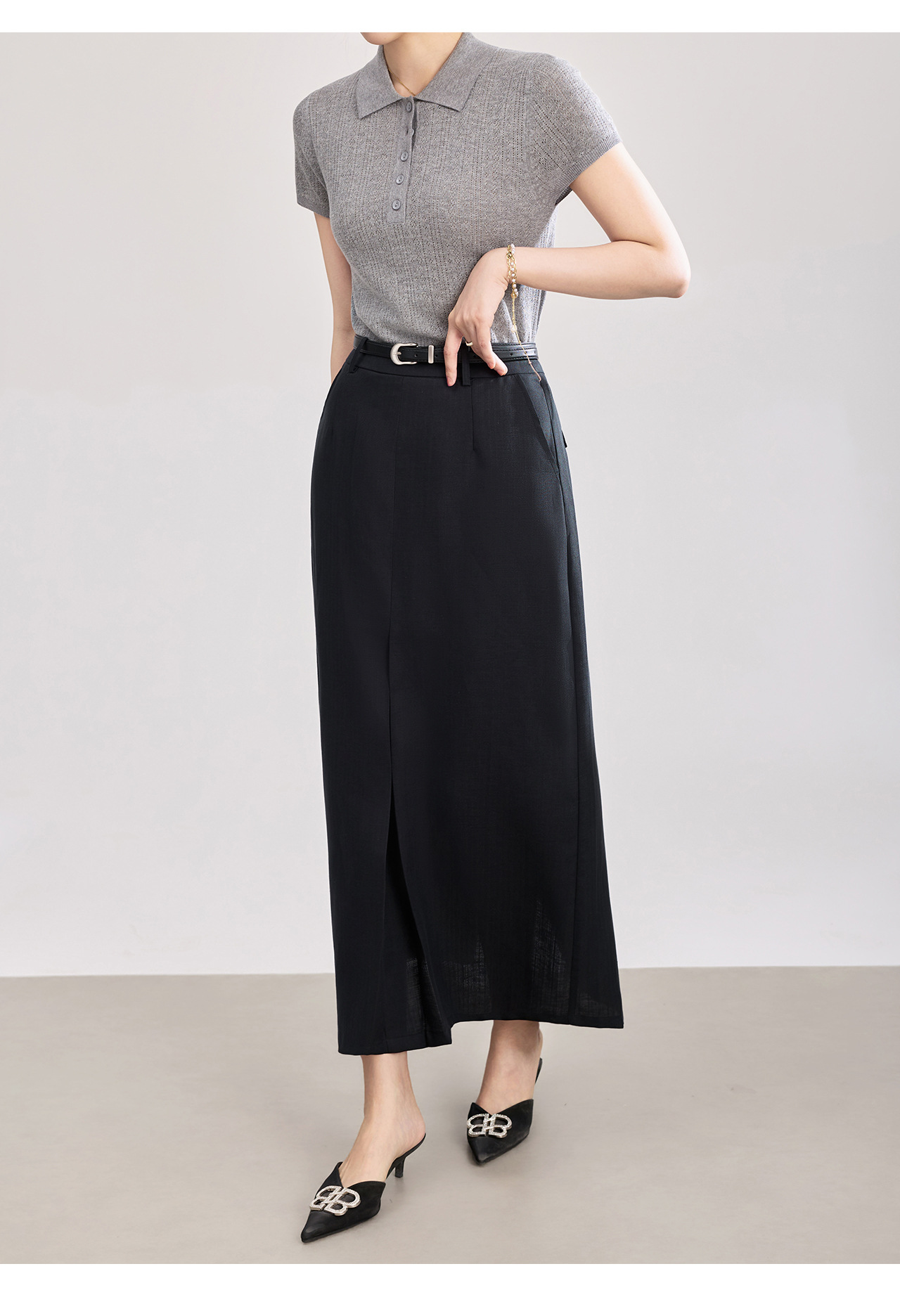 Chân váy xếp ly nữ cạp trung thấp, chất liệu tencel linen phối sọc răng cưa, xẻ tà — Xanh lông mòng đen chi tiết 17