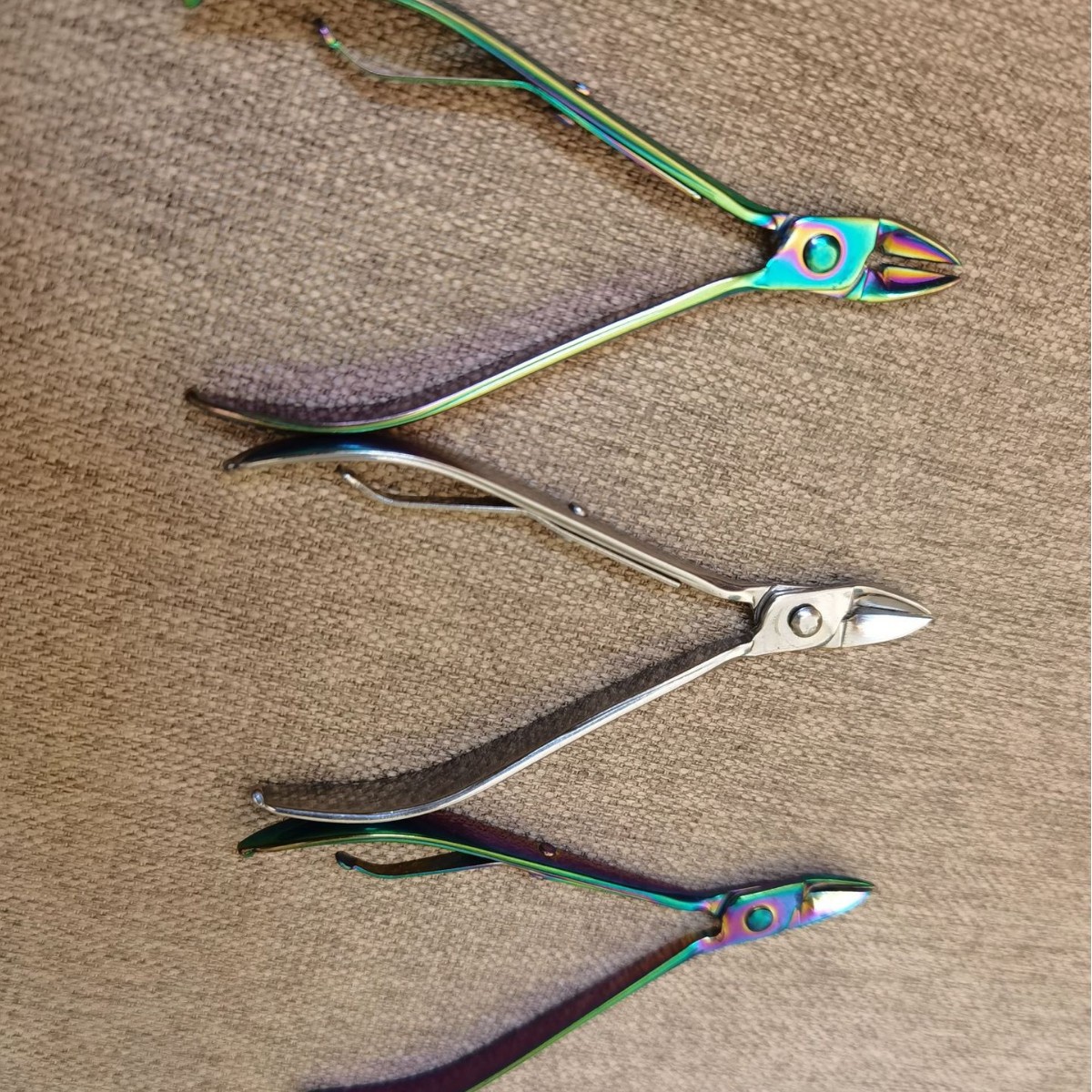 Stainless Steel Dead Skin Scissors 8711 Manicure Edge Barb Beauty Scissors to Remove Dead Skin Manicure Oblique Dead Skin Pliers