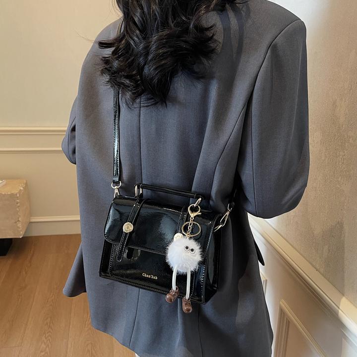 Bolso de mano de nicho coreano para mujeres 2025, nuevo bolso cuadrado de estilo extranjero de alta calidad, mochila de hombro