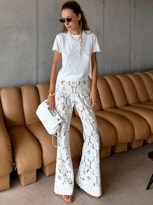 Quần ống loe nữ jacquard họa tiết hoa ren, cạp cao, form tôn dáng — Màu trắng chi tiết 3