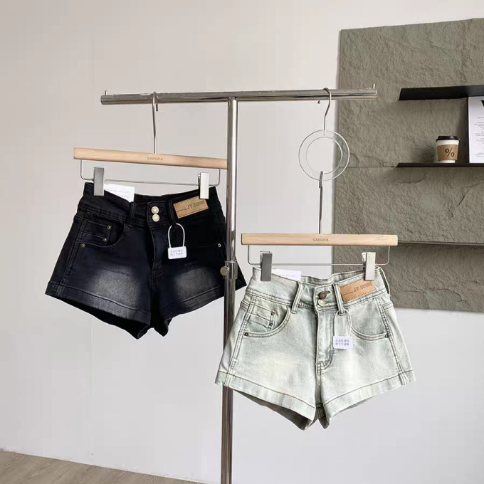 American Retro Hot Girl Denim Shorts for Women 2025 Summer New Style Slim A-Line Wide-Leg Super Short Hot Pants for Small People