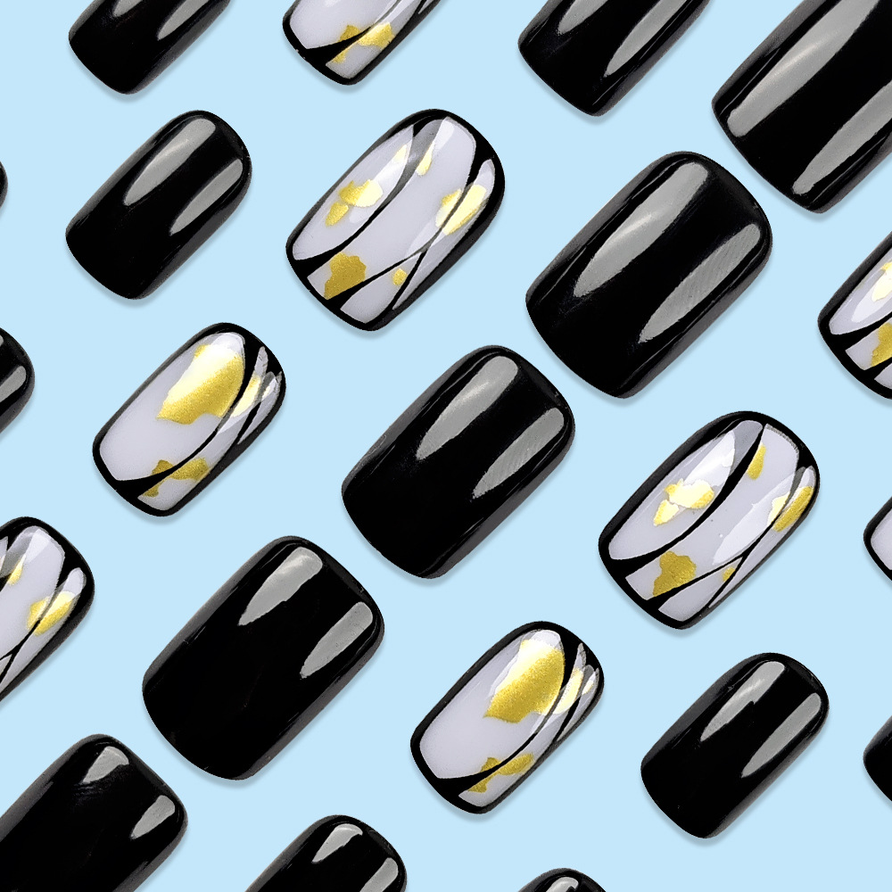Ventas transfronterizas calientes de estilo de vestir de estilo europeo de manicura de lámina de oro parches de uñas negras para vestir una sensación de alto nivel de otoño