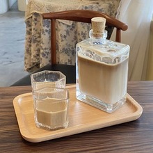 新款ins网红木塞歪嘴奶茶瓶咖啡瓶果汁牛奶饮料瓶加厚玻璃小酒瓶