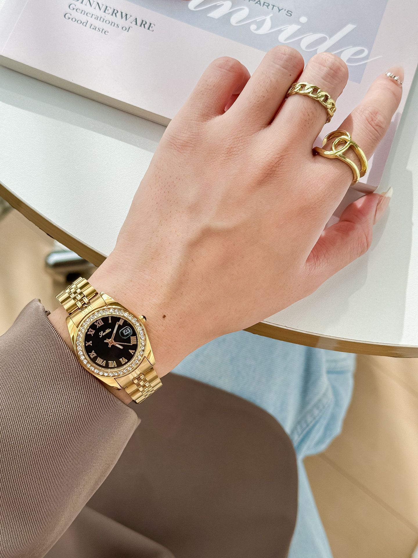 75g Weight Tempered Glass Mirror Material Alloy Strap Material Watch Classification Pointer Display Type Butterfly Double Snap Buckle Style Round Dial Shape Daily, Street Occasion Quartz Movement Solid Color Pattern All Seasons Season Women's Gender Retro, Classic Style Style Retro Classic Style Solid Color Butterfly Double Snap Quartz Watch Women's Watches 9
