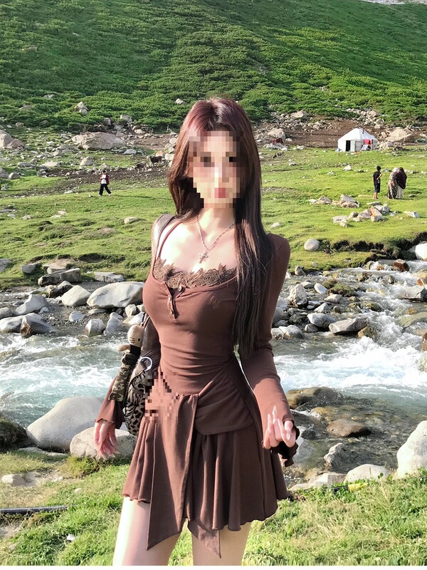 Street Hot Girl Suit Women's 2025 Summer New Sun Protection Jacket Sexy Camisole High Waist A-Line Skirt