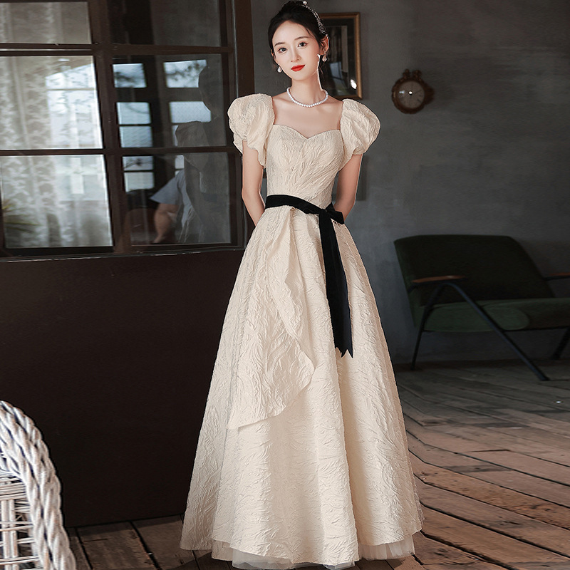 Vestido de noche de satén blanco, estilo francés transfronterizo, estilo princesa, novedad de otoño y verano 2026