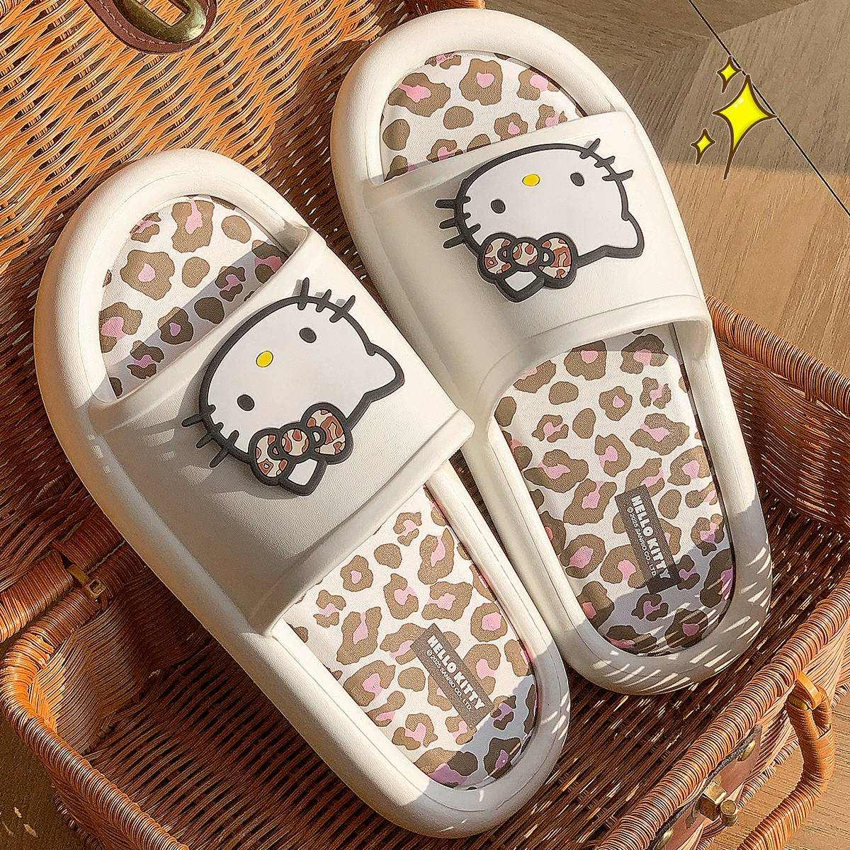 Шлёпанцы-платформа (Hello Kitty) — противоскользящие, с амортизирующей стелькой, размеры 36–41