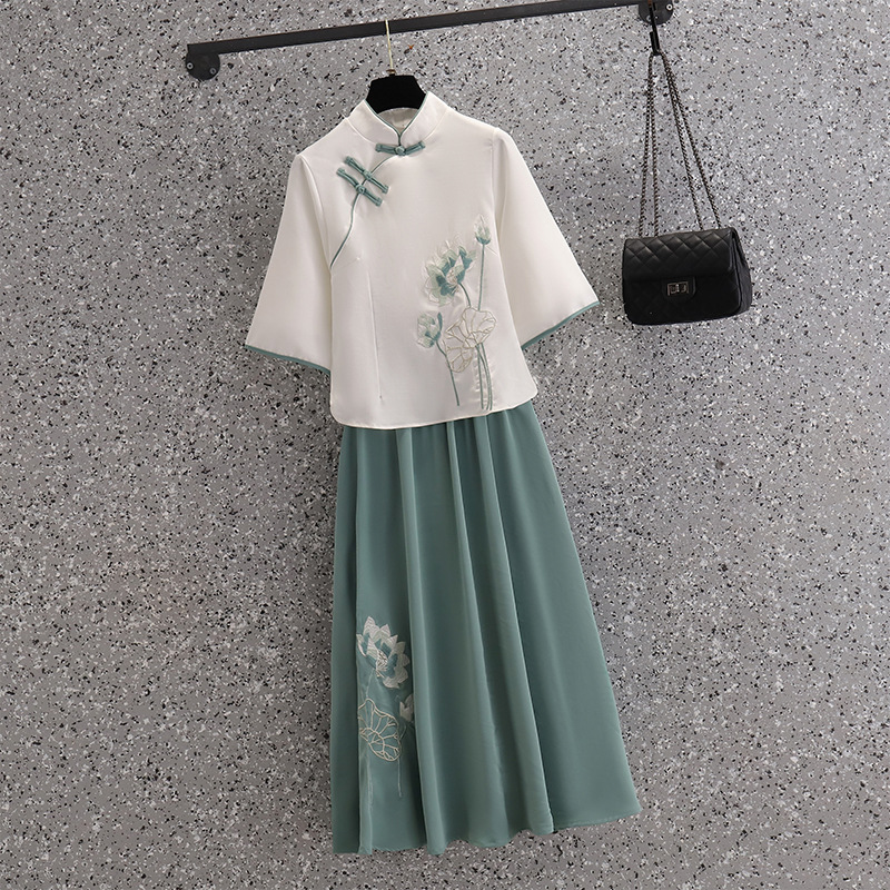 Chinese Style Plus Size Women's Tang Suit Modified Everyday Cheongsam Set with Three-Quarter Sleeves, Lotus Embroidery, Stand Collar, and Chinese Fold Buttons