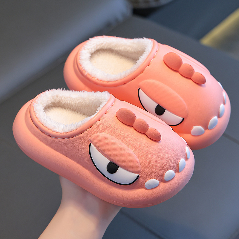 Fábrica al por mayor personalizada zapatillas de algodón para niños invierno EVA pisar excrementos niñas impermeables con zapatillas de algodón para bebés