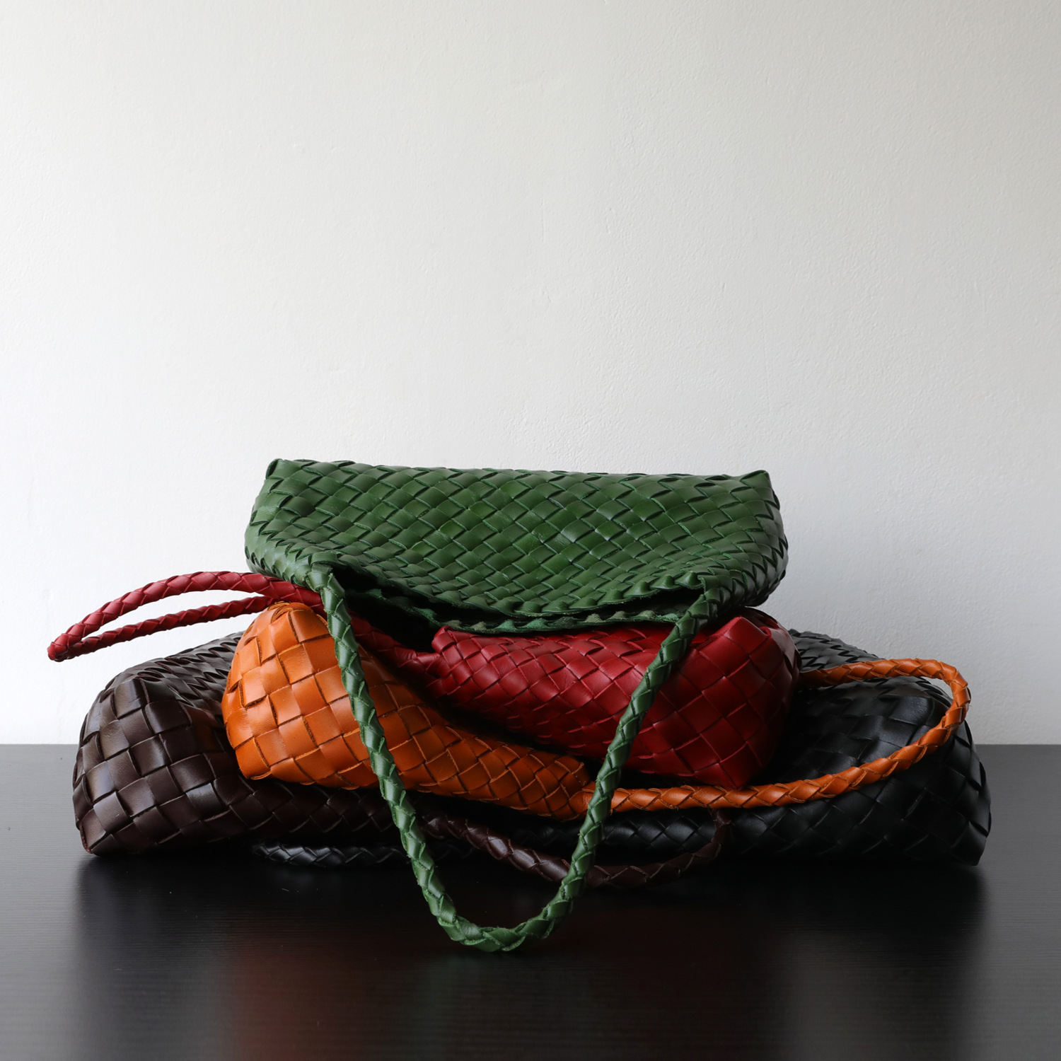 Niche Luxury Hand-Woven Top Grain Cowhide Leather French Vintage Basket Bag Genuine Leather Handbag Underarm Bag - Thumbnail 2