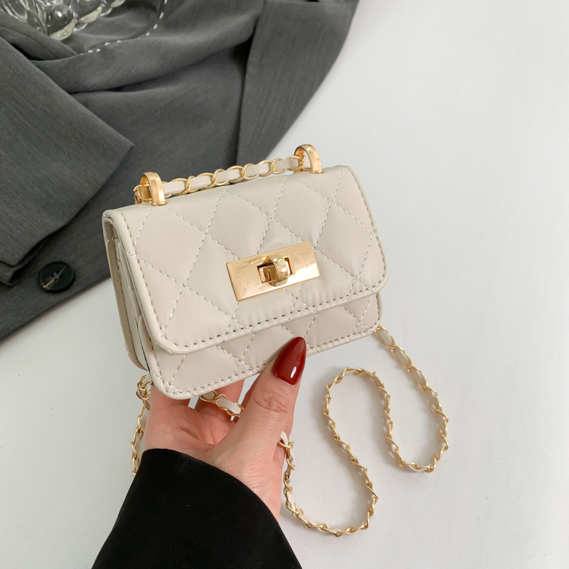Red de Internet mini cadena de bloqueo bolsa pequeña mujer 2024 primavera y verano nuevo salvaje bolsa roja de boca ins pequeña bolsa cuadrada de estilo occidental