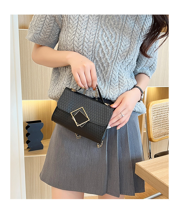 Magnetic Buckle Closure Type Women's Small Pu Leather Lingge Fashion Square Magnetic Buckle Crossbody Bag
