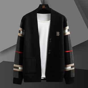 Knitted Cardigan Men's Outwear Autum New Trendyy Handsome Outer Wear Cloak Casual Sweater Large Size Embroidered Sweater