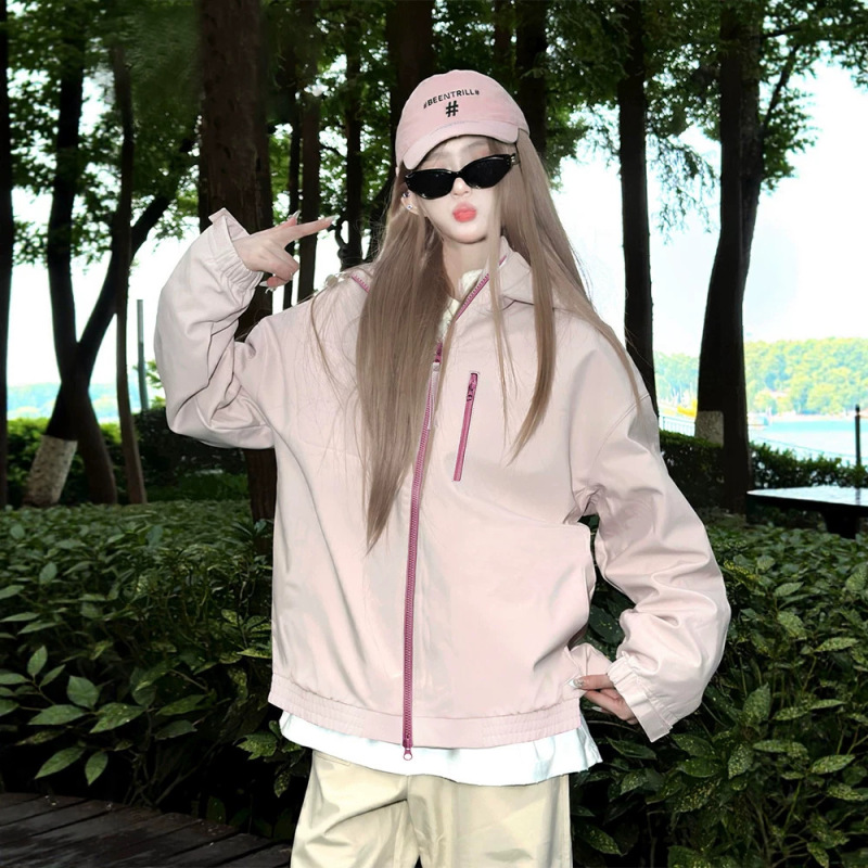 Windproof jacket style coat for men and women, fashionable hooded color-blocking spring and autumn dopamine color loose waterproof coat Windproof jacket style coat for men and women, fashionable hooded color-blocking spring and autumn dopamine color loose waterproof coat