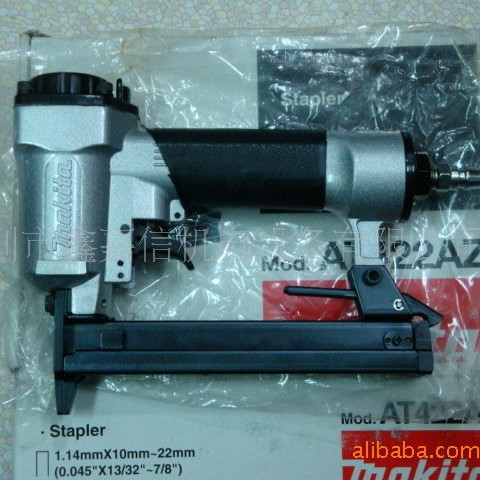 现货批发日本牧田MAKITA气动码钉枪AT422AZ