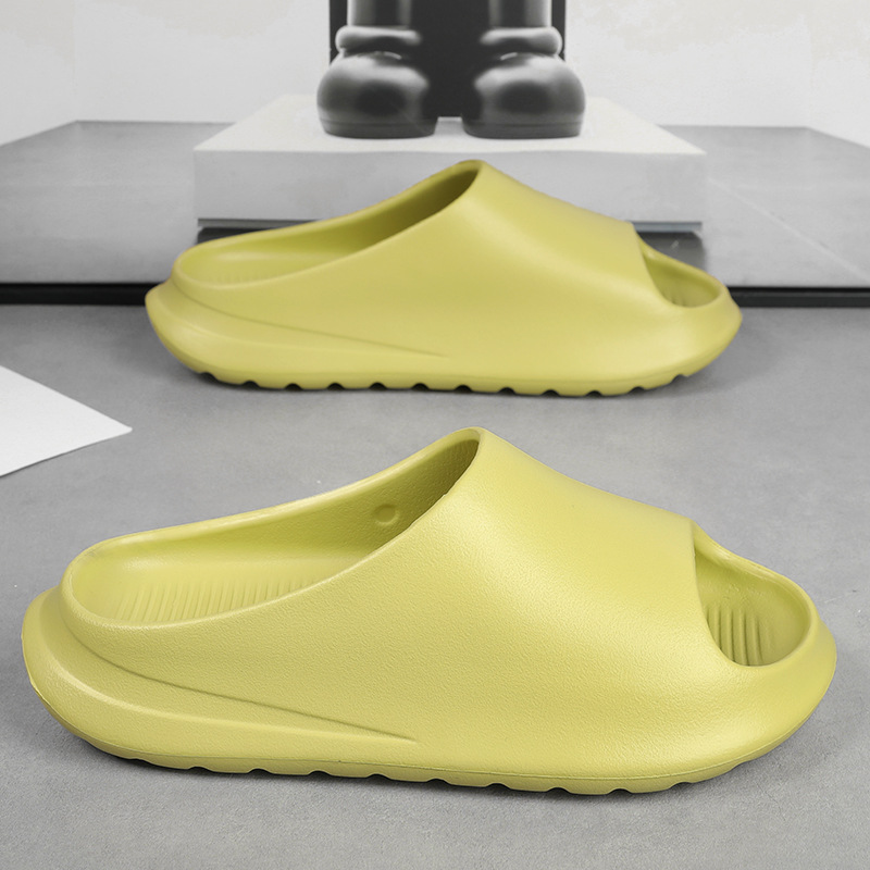 2025 verano EVA pisando las pantuflas de mierda, los hombres usan deportes de coco, sandalias antideslizantes, zapatos de playa al aire libre