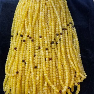 Songgang Factory Source Amber Beeswax Wholesale Chicken Fat Yellow Old Type 108 Buddha Beads 8-10 Full Multi-Circle Bracelet