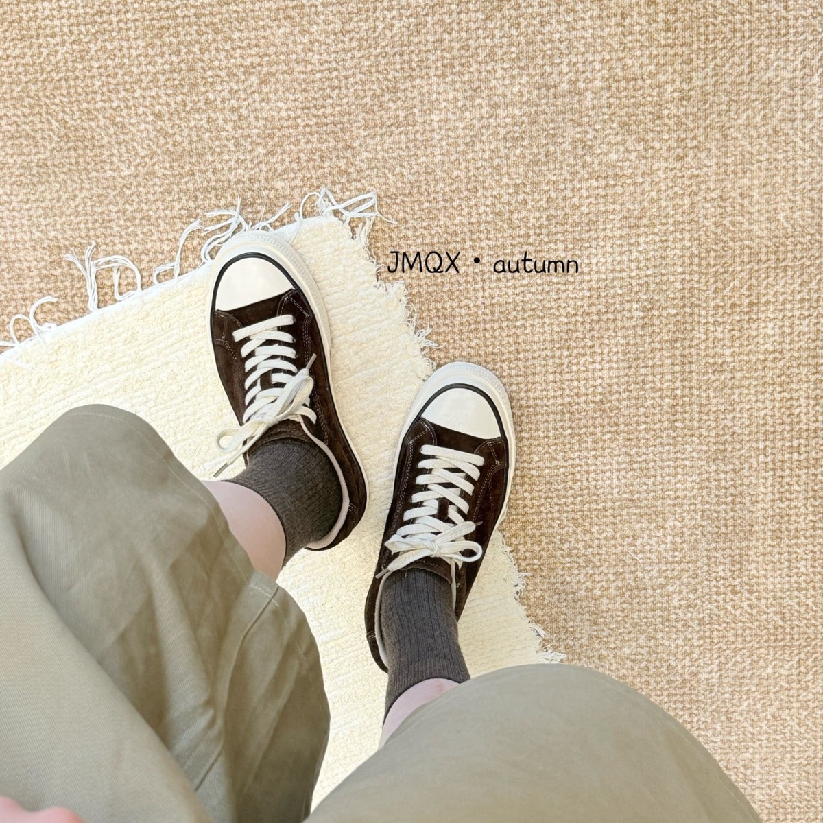 板鞋百搭潮流饼干鞋圆头松糕2025秋季厚底帆布鞋女休闲鞋新款红色