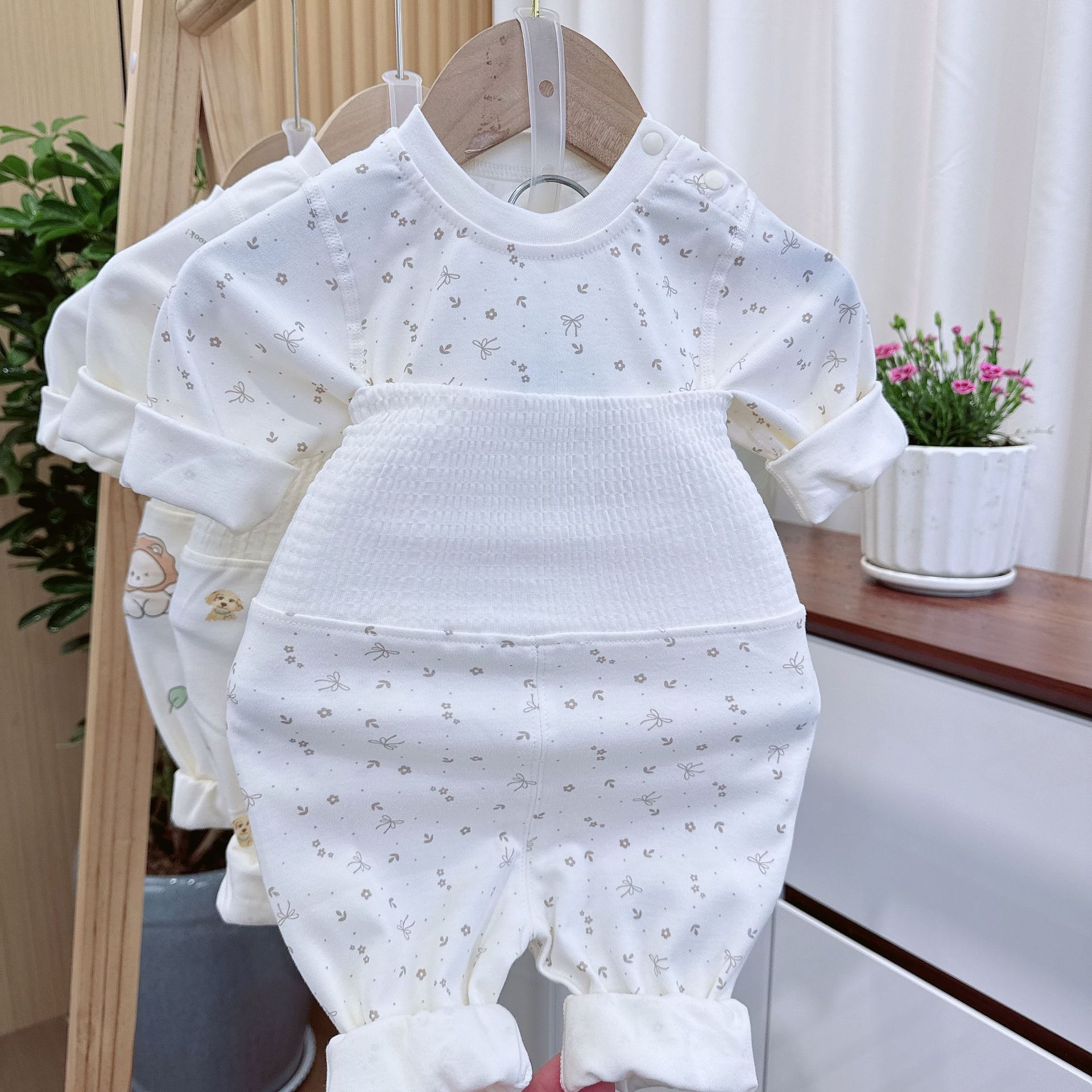 New Spring Set for Babies, Pure Cotton, High-Waisted Two-Piece Set for Infants and Children (33004)