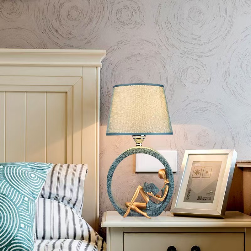 Table Lamp Bedroom Bedside Lamp Creative Romantic Warm Dimmable Stylish North American European Style Simple Modern Art Study