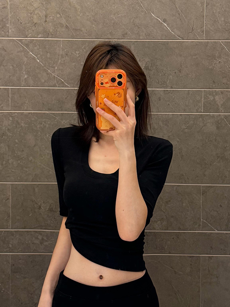 U-Neck Short-Sleeve T-Shirt for Women, Spring/Summer 2026 New Style, Mid-Sleeve Slim Fit Inner Wear, Sexy Pure Desire Style, Slimming Half-Sleeve Top