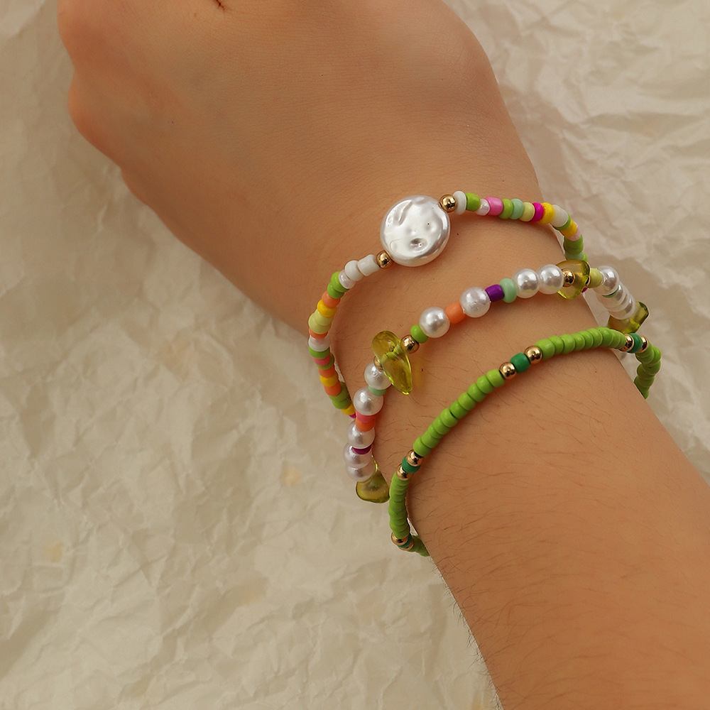 15g Weight Bracelets Classification Beads Chain Material 1 Set Quantity Casual, Daily Occasion Artificial Crystal, Seed Bead Material Geometric Pattern Women's Gender Beaded Design Simple Style Style Simple Style Geometric Artificial Crystal Seed Bead Beaded Women's Bracelets 2