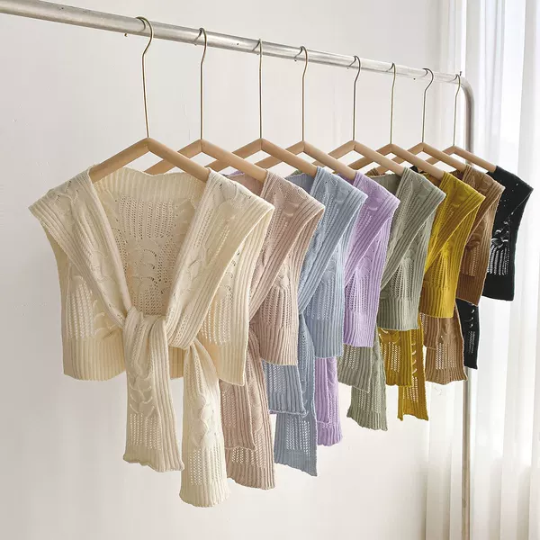 2026 Spring and Autumn Thick Knitted Small Square Shawl for Women, 100% Wool Knitted Hollow Twist Pattern, Elegant Sun Protection